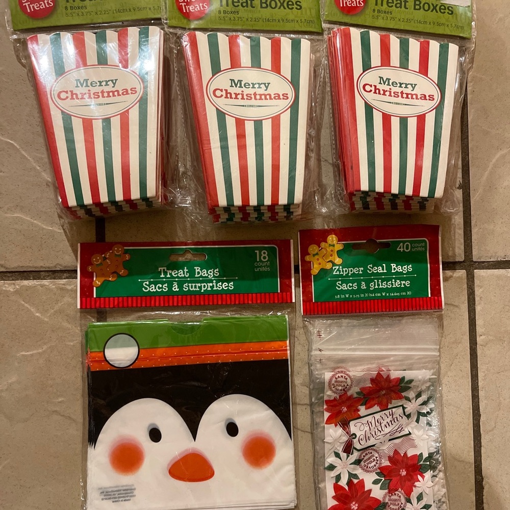 24~Merry Christmas Treat boxes & 18~Penguin treat bags & 40~Zipper Seal bags Set - Picture 2 of 9